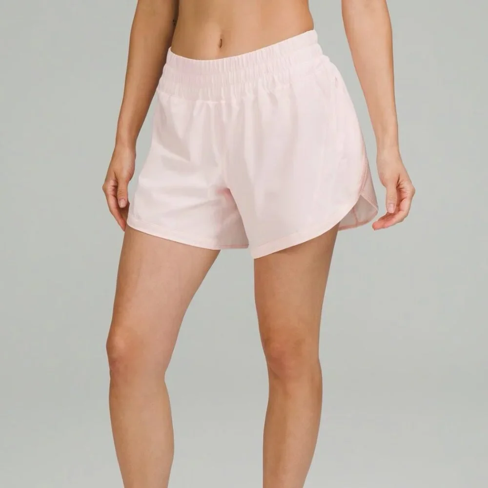 Lululemon women’s track that mid rise lined shorts 5”
